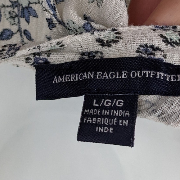 AMERICAN Eagle boho embroidered v neck 100% viscose blue white blouse Large T2 - Picture 5 of 11